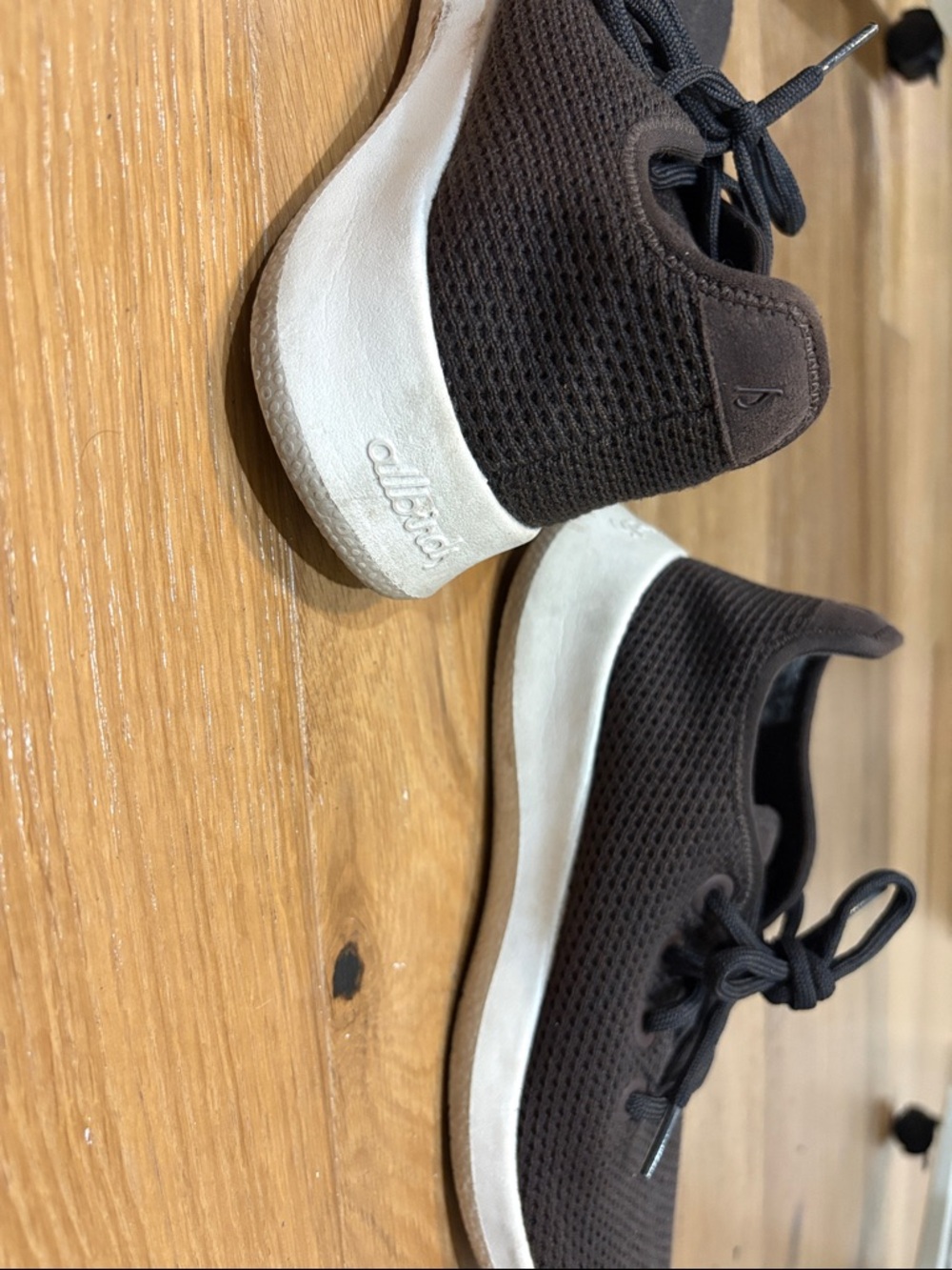 Allbirds Women’s Tree Runners Size 7 Dark Chocolate Brown White Soles Athletic - Picture 11 of 14